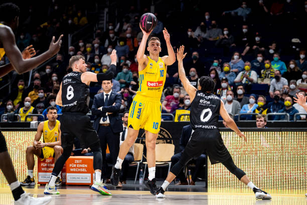 0的领先 0的领先